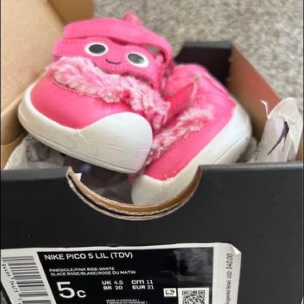 Nike toddler shoes
